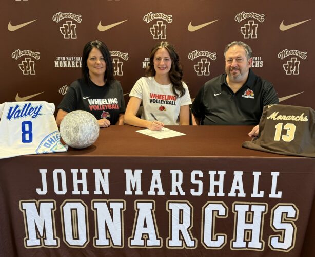 John Marshall's Nia Miller Signs With Wheeling U